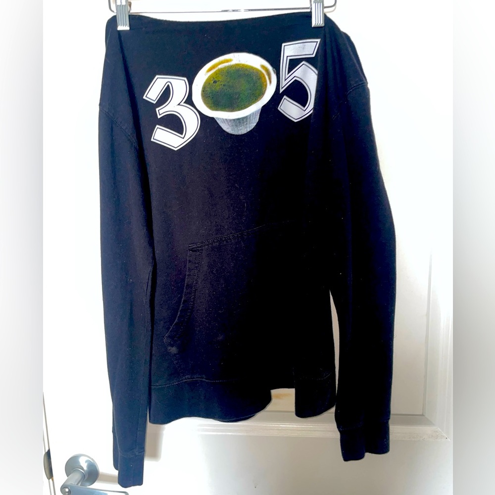 305 Cafecito Black Hoodie